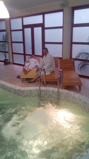 Publo Spa Hotel Vyshkove Buitenkant foto